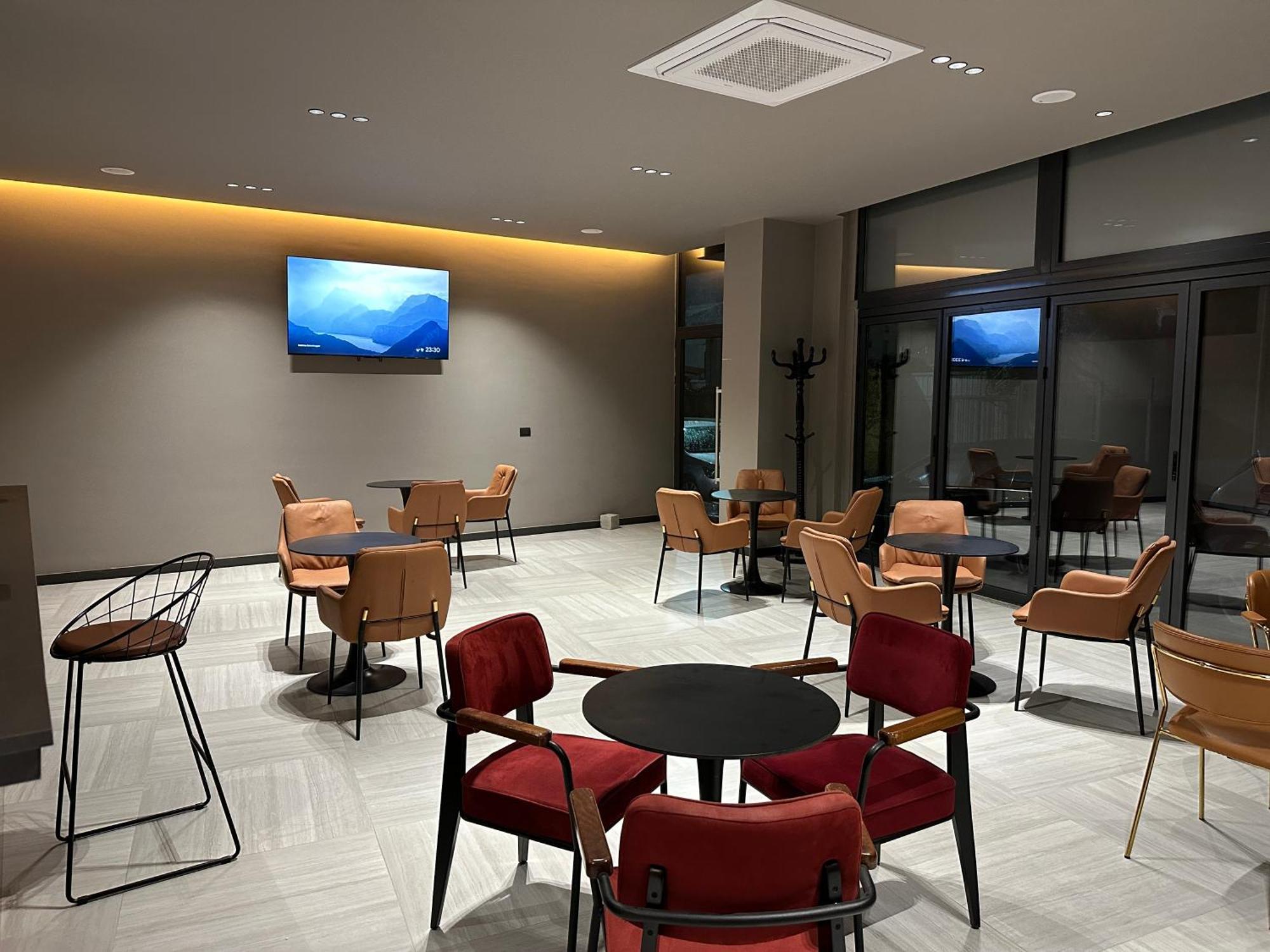 The Roots Boutique Hotel Shkoder Luaran gambar