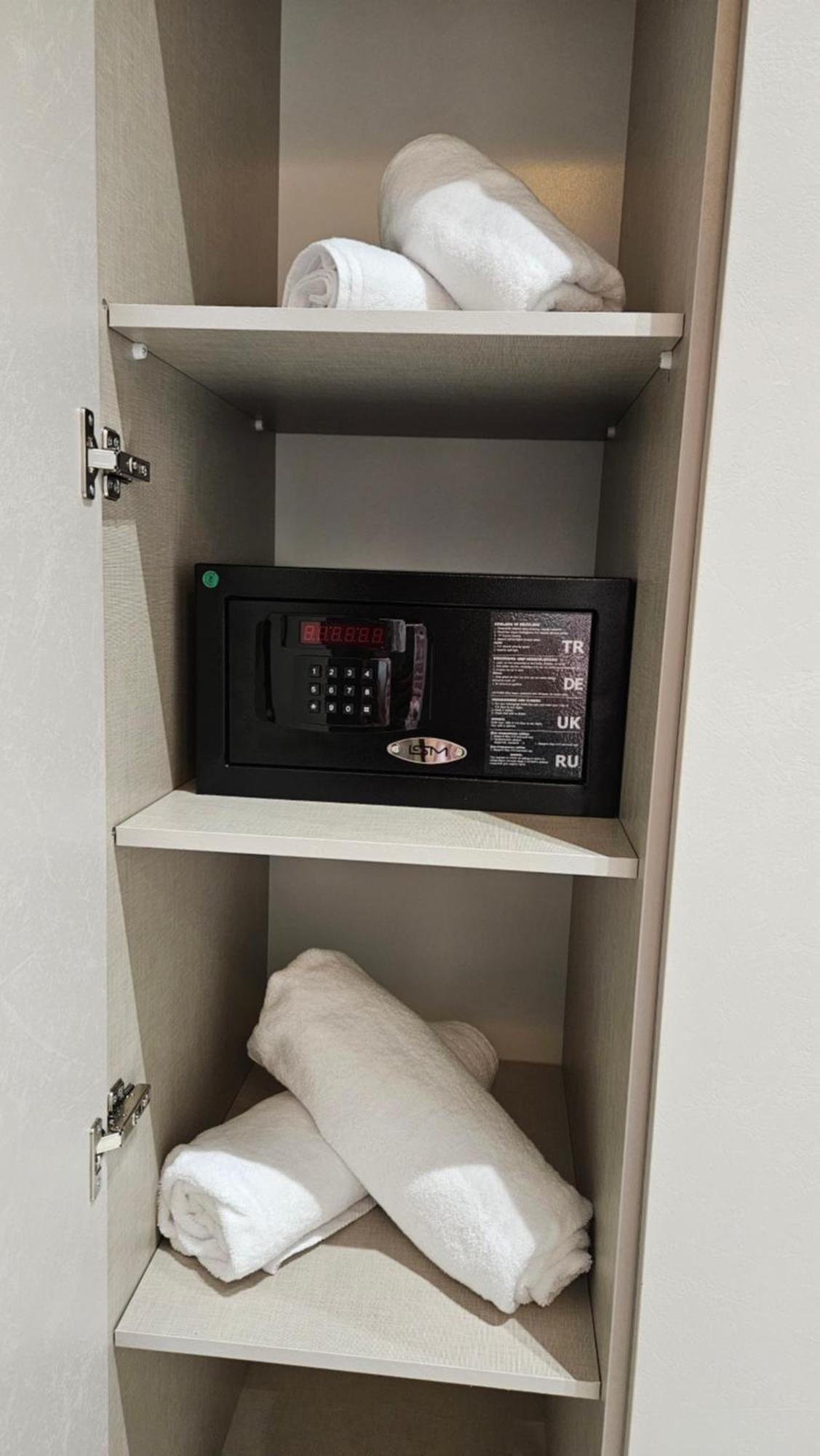 The Roots Boutique Hotel Shkoder Luaran gambar