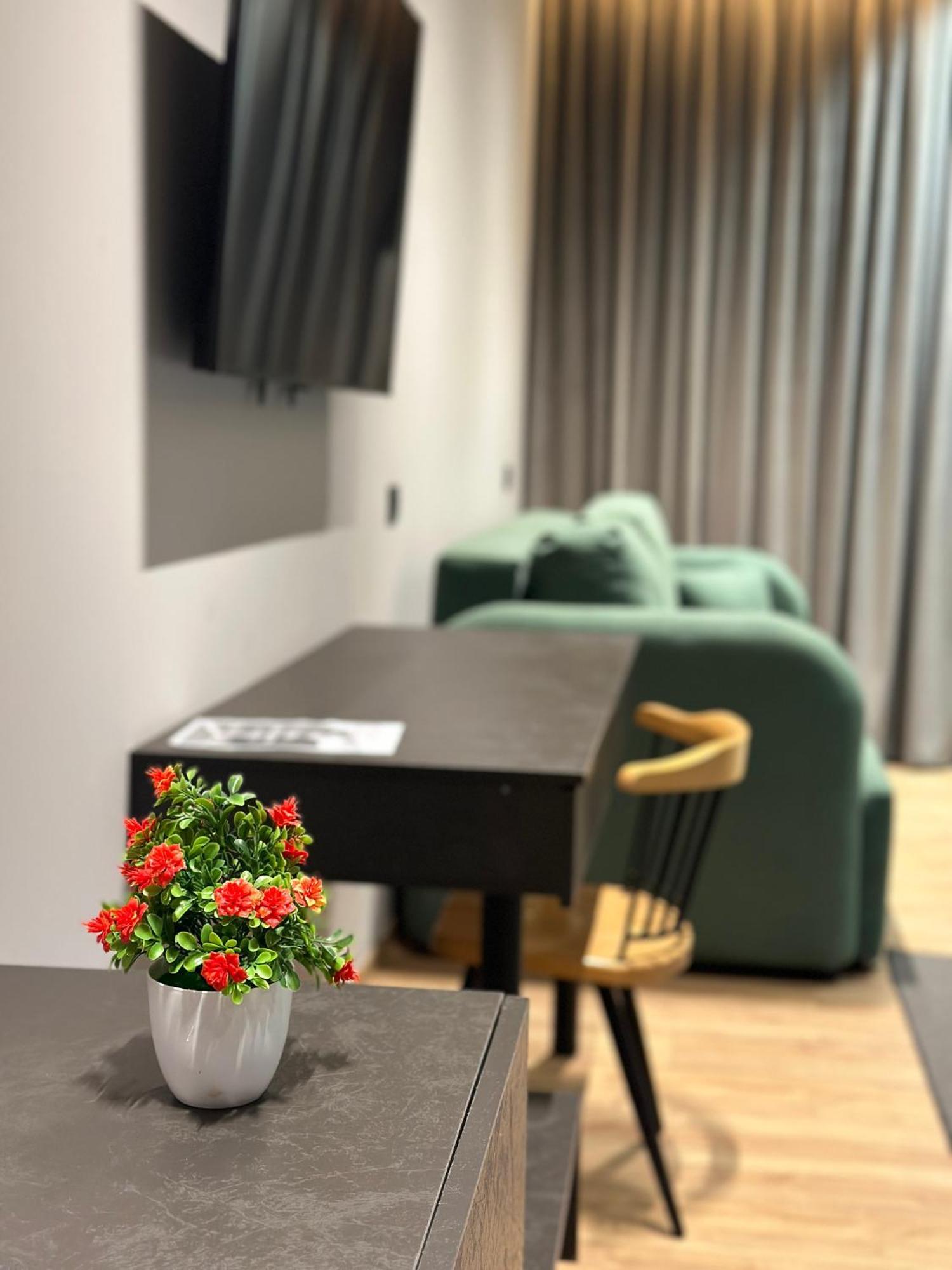 The Roots Boutique Hotel Shkoder Luaran gambar